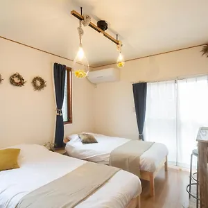  Guest house Tipy Records Hanare Japan